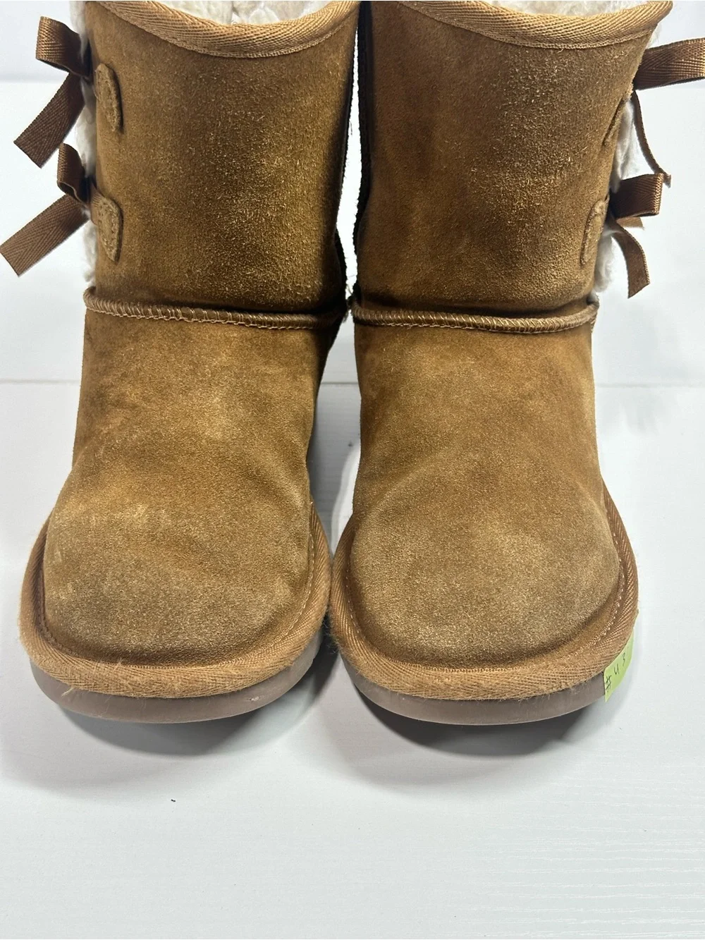 Kids' Koolabura UGG Victoria Short Boot Chesnut Size 1 Suede Faux Sherpa Cognac